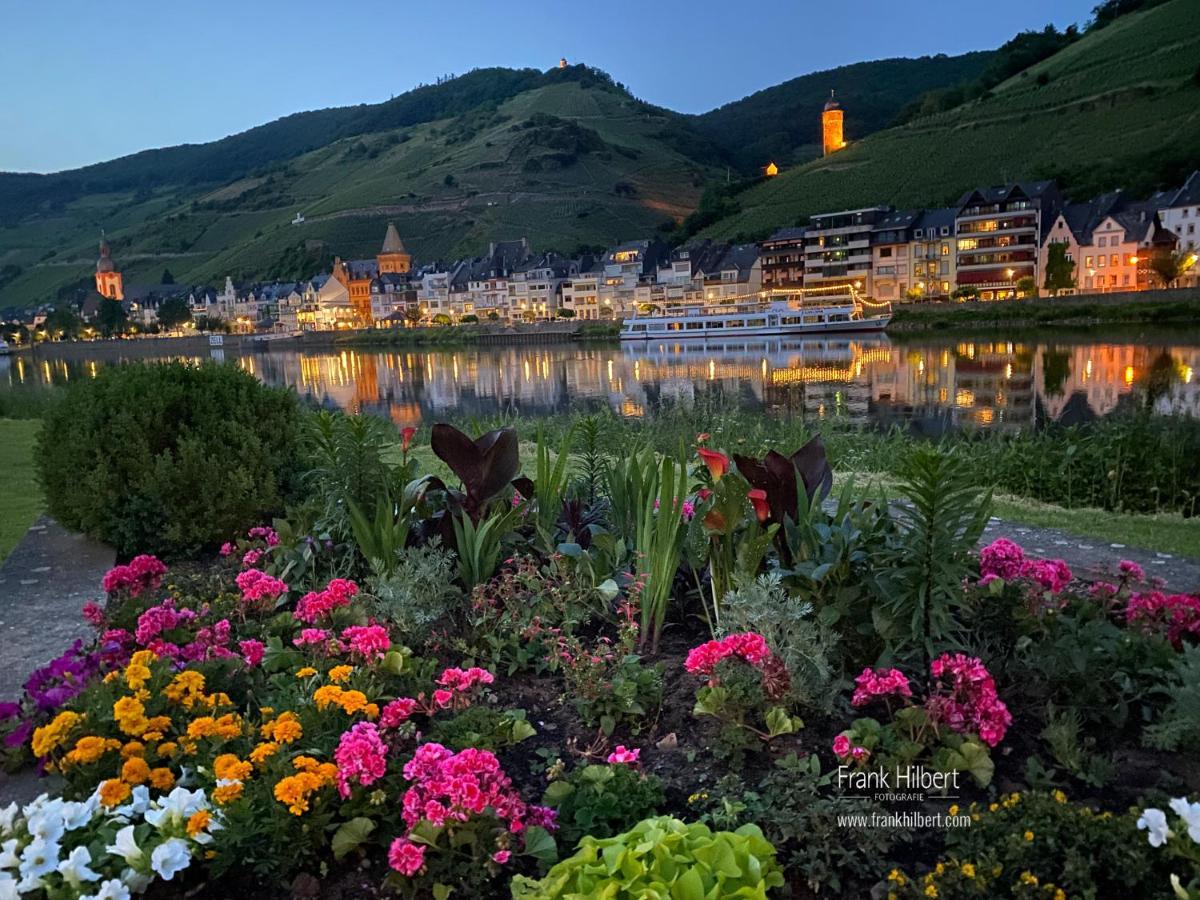 "Ferienhaus An Der Mosel" Zell an der Mosel Exterior foto